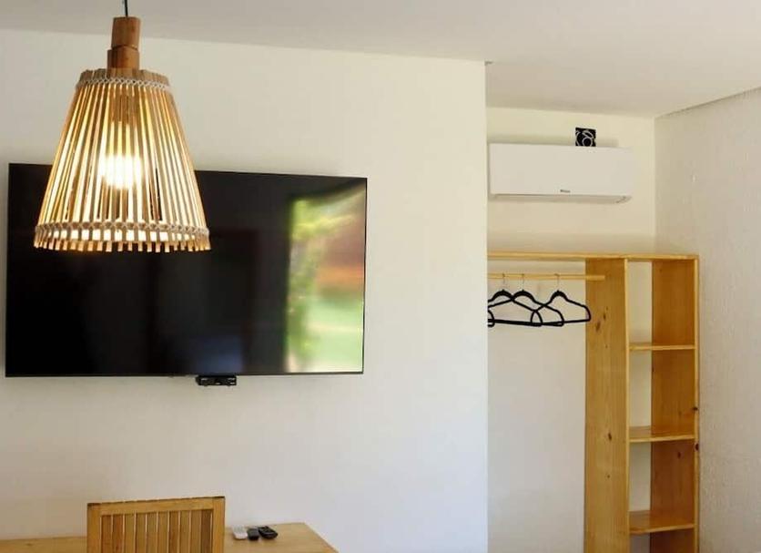 Comodidade do quarto Foto