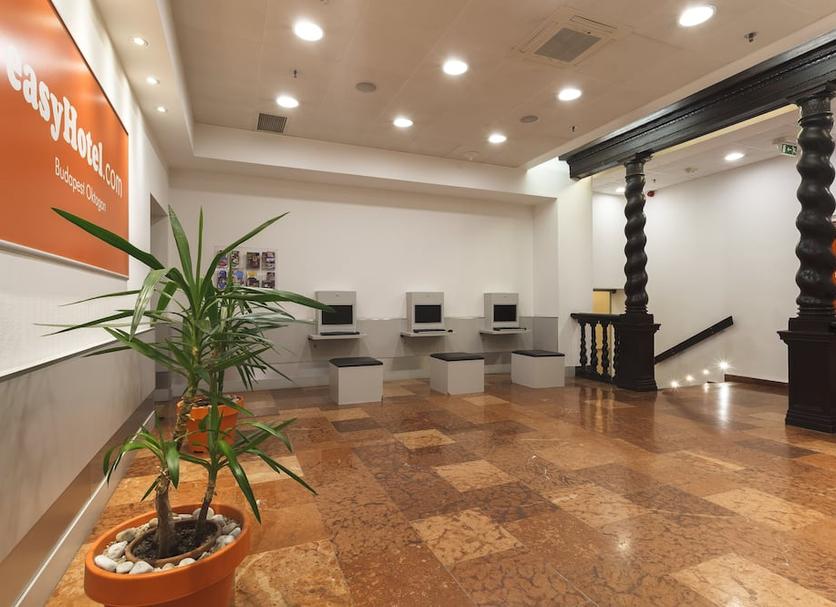 Hall Foto