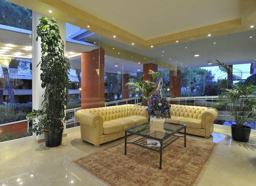 Hall Foto