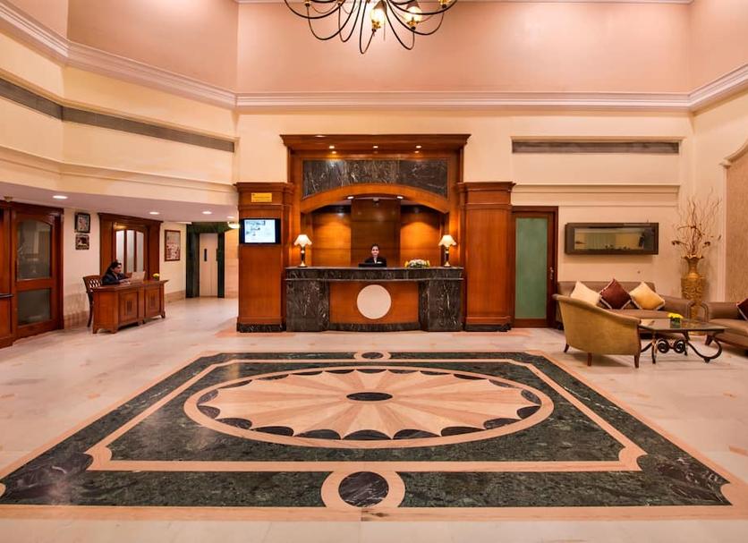 Hall Foto