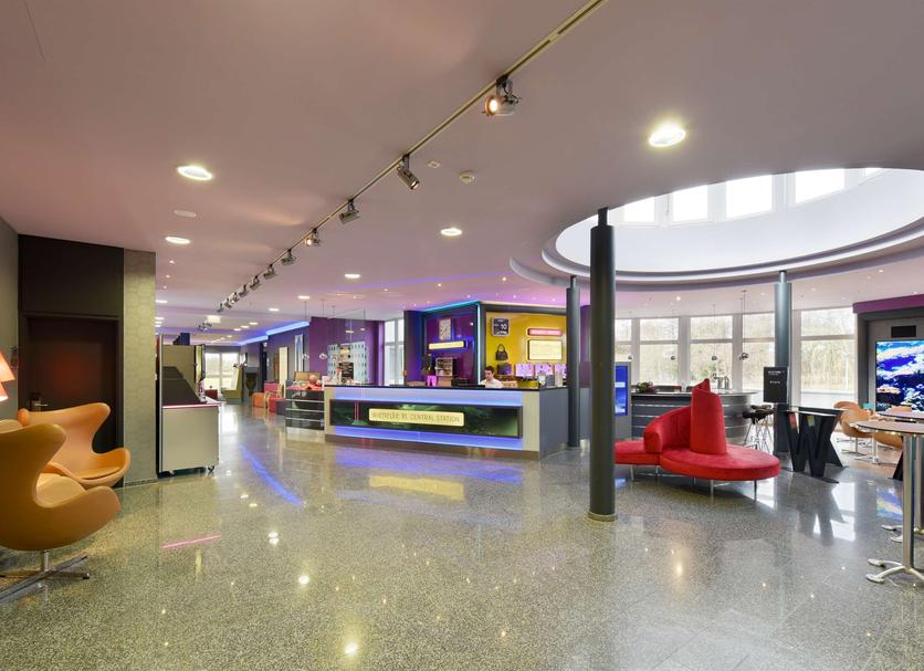 Hall Foto