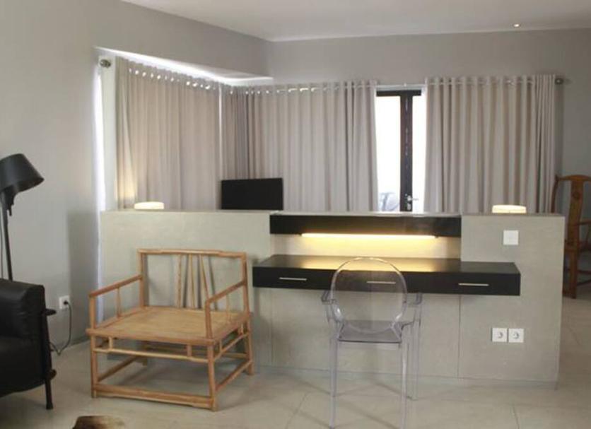 Comodidade do quarto Foto