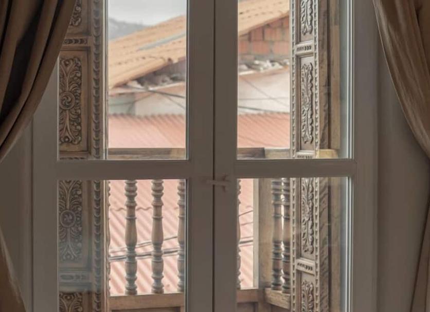 Comodidade do quarto Foto