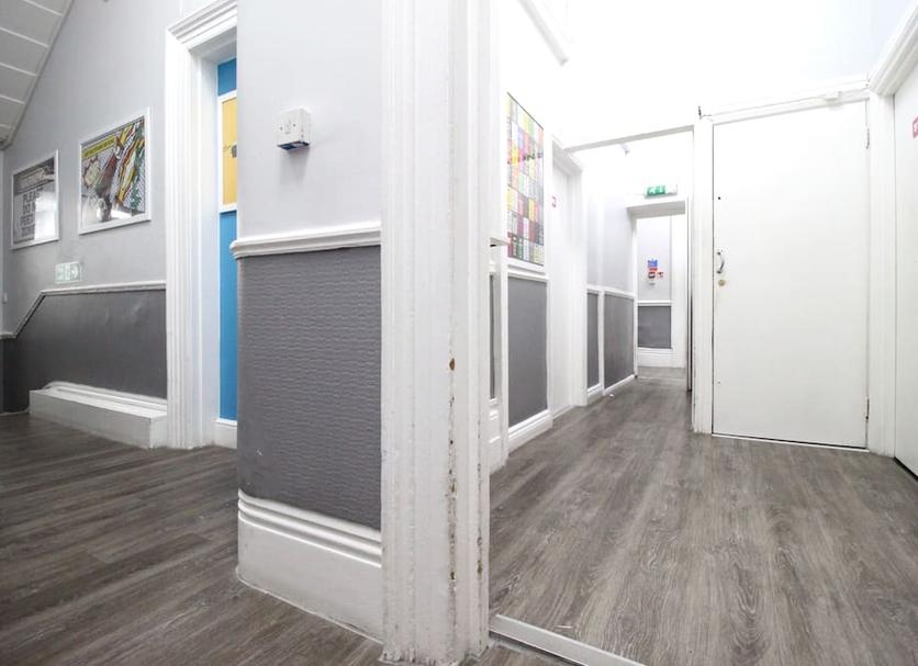 Comodidade do quarto Foto
