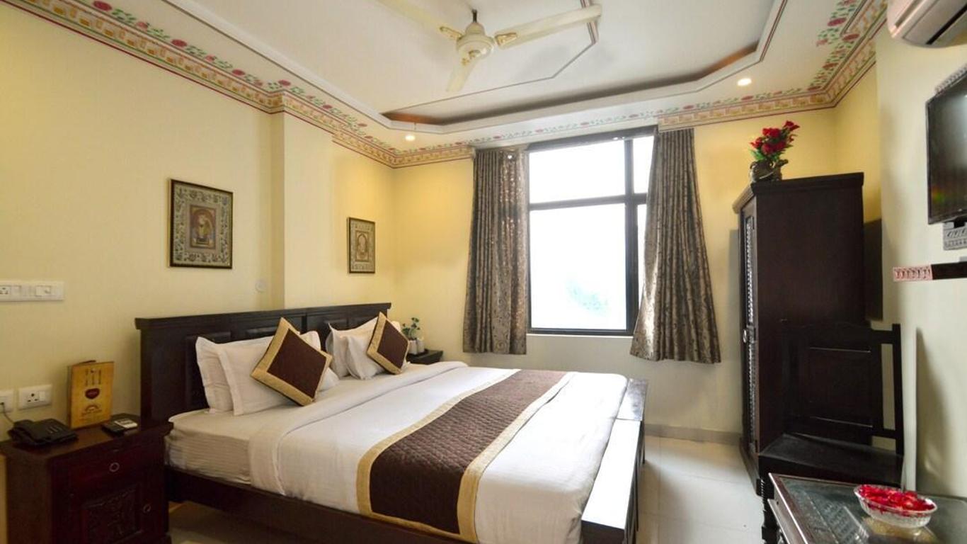 Surya Garh Hotel