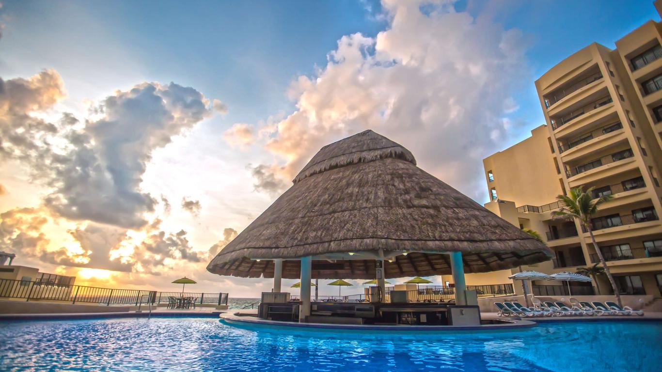 The Royal Sands