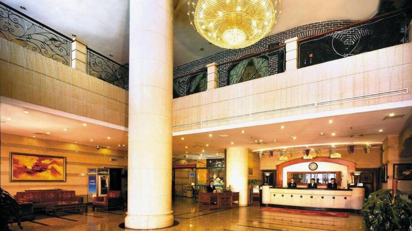 Dalian Zhongshan Hotel