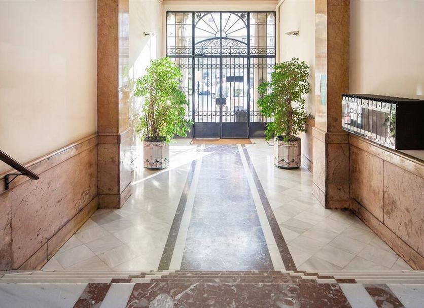 Hall Foto