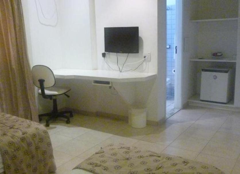 Comodidade do quarto Foto