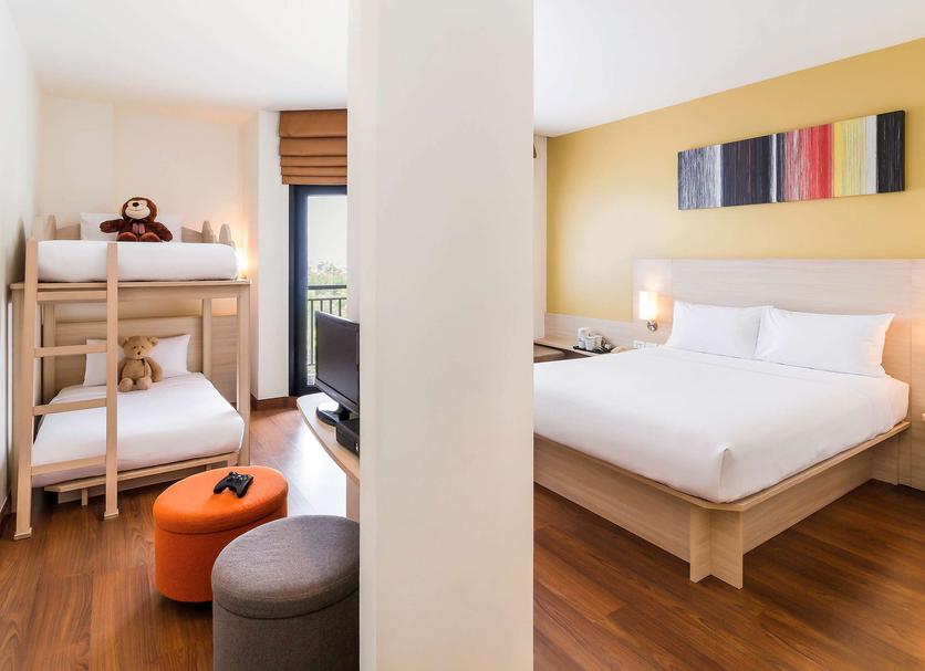 Quarto Foto