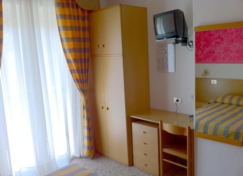 Comodidade do quarto Foto