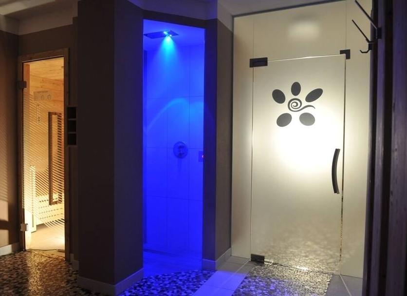 SPA Foto