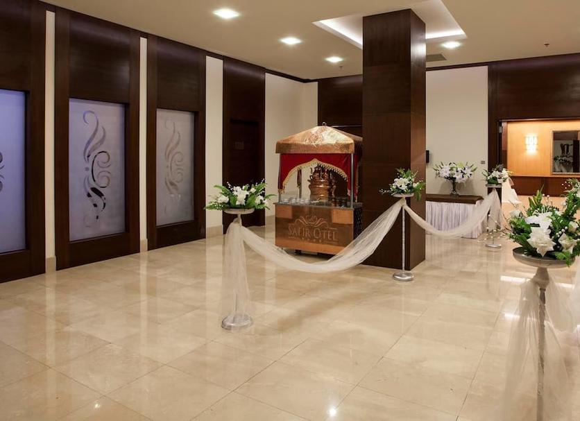 Hall Foto