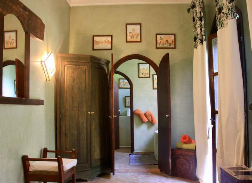 Comodidade do quarto Foto