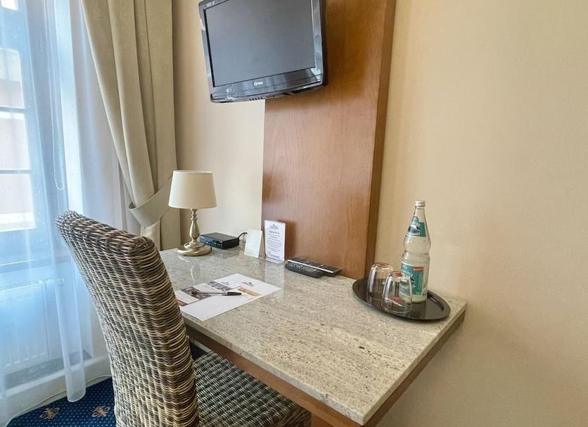 Comodidade do quarto Foto