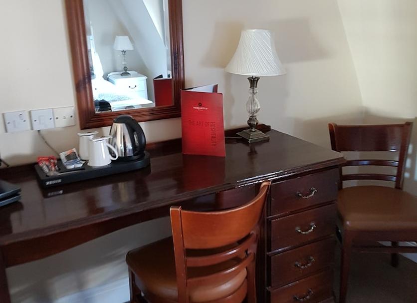 Comodidade do quarto Foto