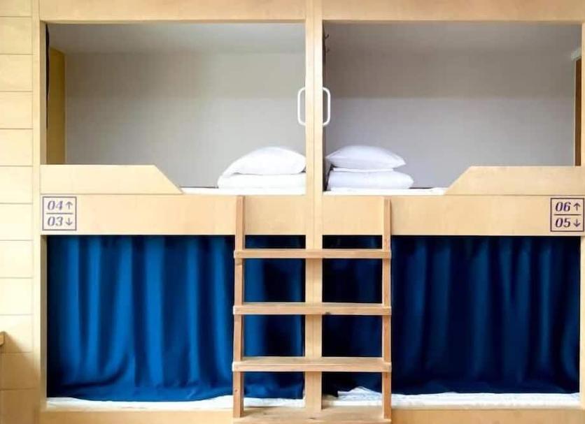 Comodidade do quarto Foto