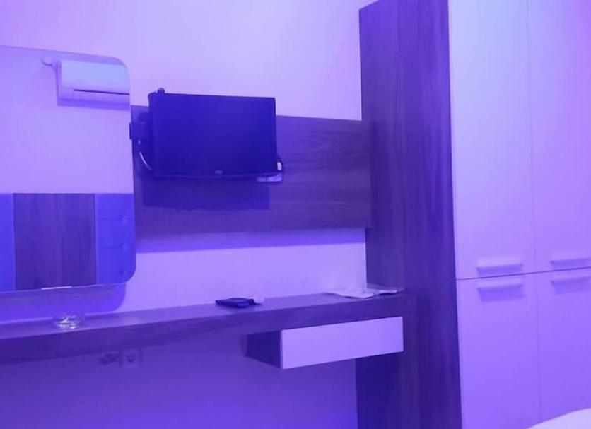 Comodidade do quarto Foto