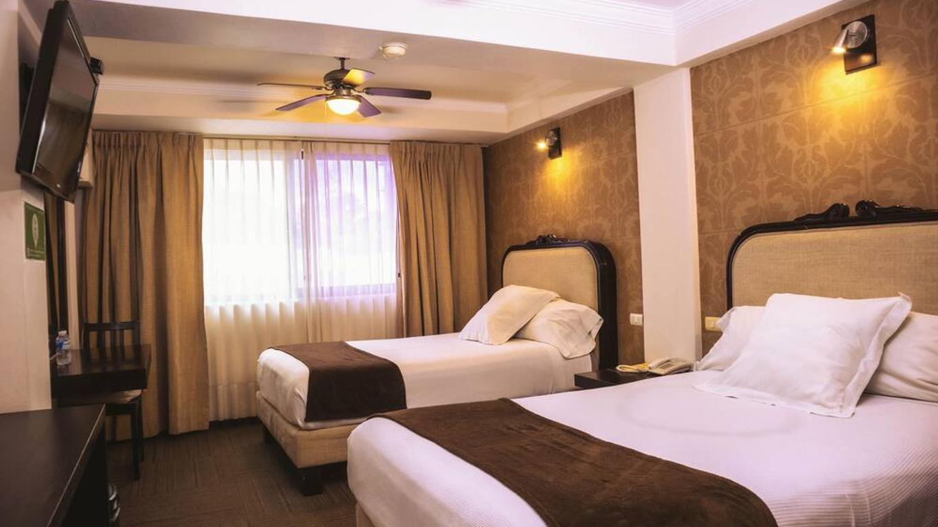 Hotel Clara Luna