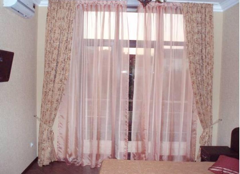 Comodidade do quarto Foto