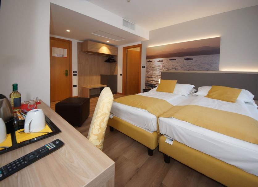 Quarto Foto
