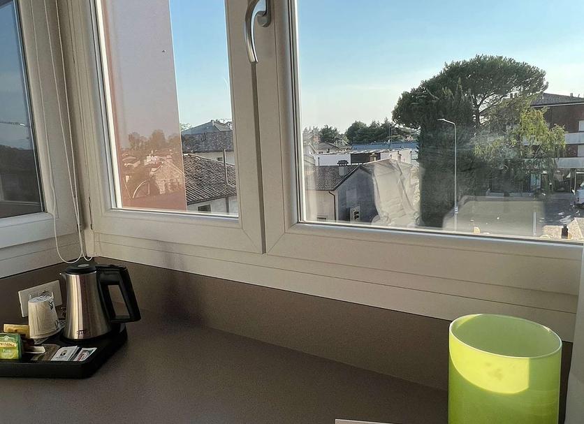 Comodidade do quarto Foto