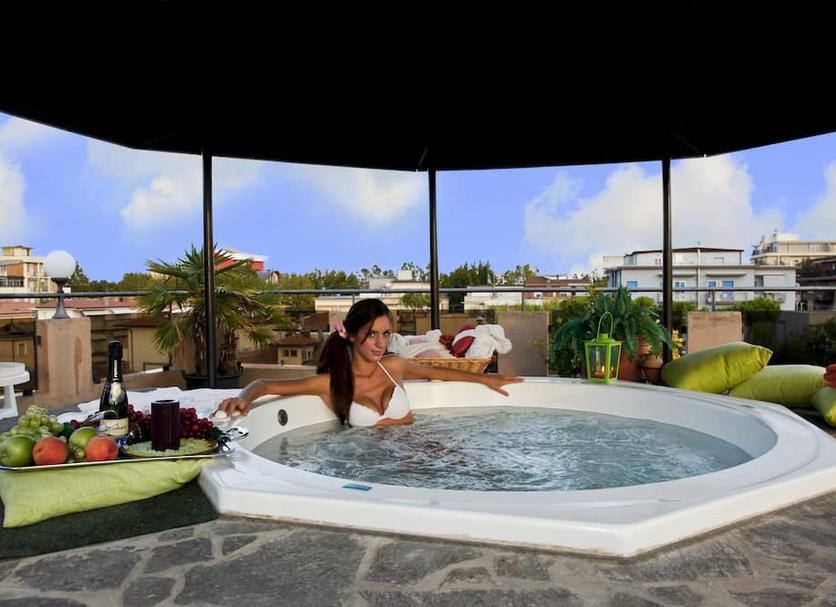 SPA Foto