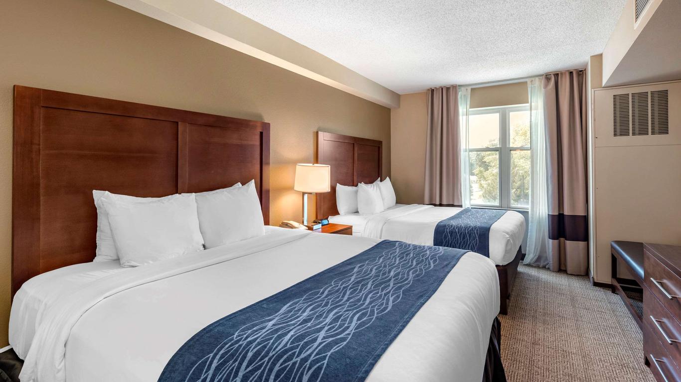 Comfort Inn & Suites Virginia Beach - Norfolk Airport