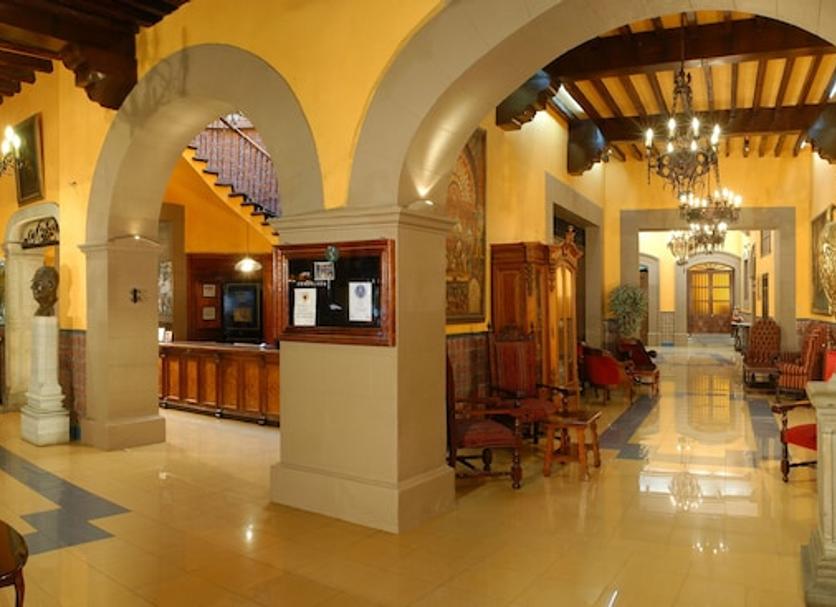 Hall Foto