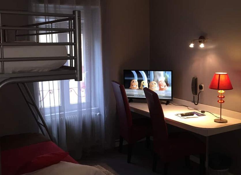 Comodidade do quarto Foto