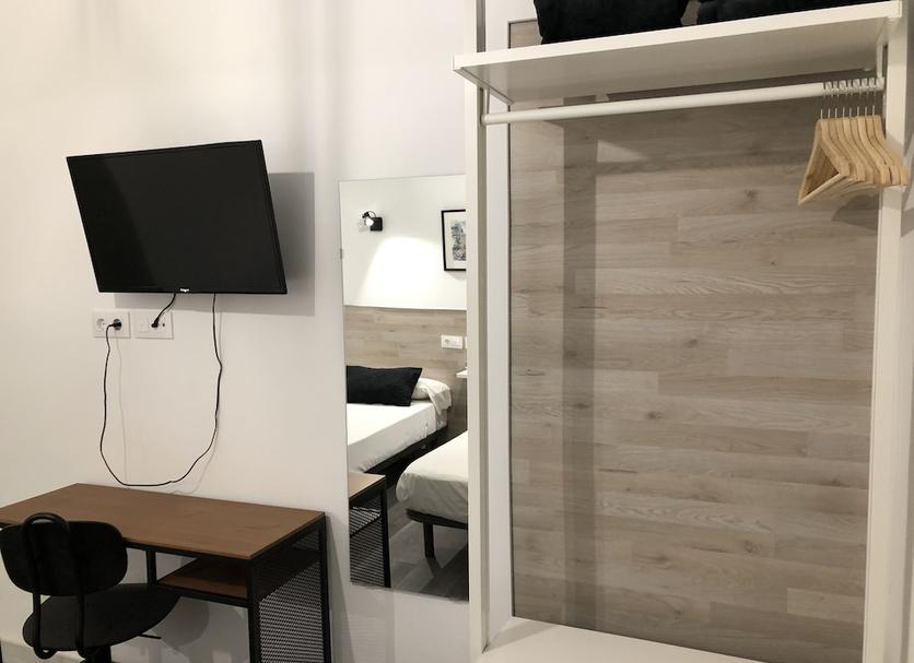Comodidade do quarto Foto