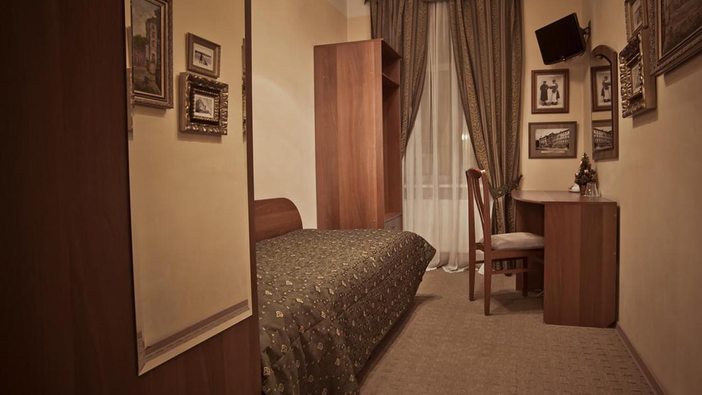 Kholstomer Hotel