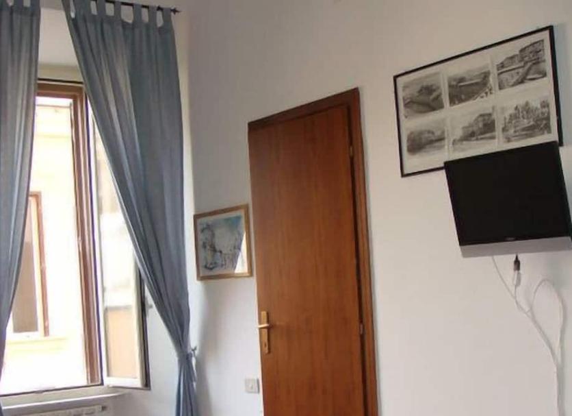 Comodidade do quarto Foto