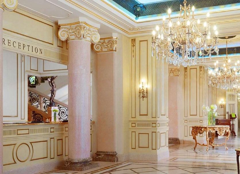 Hall Foto