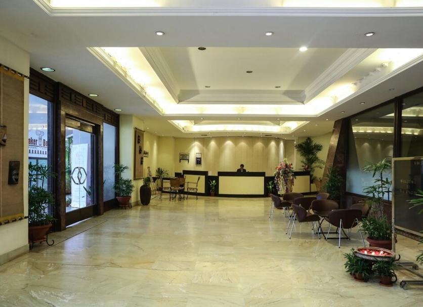 Hall Foto