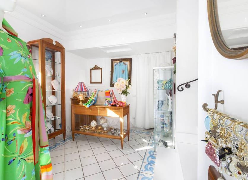 Comodidade do quarto Foto