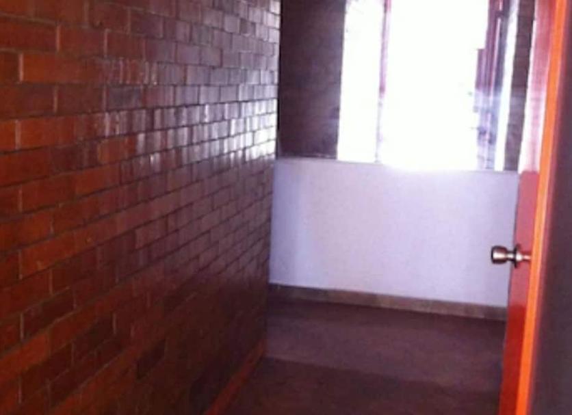 Comodidade do quarto Foto