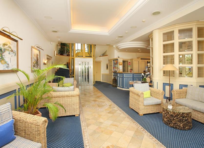 Hall Foto
