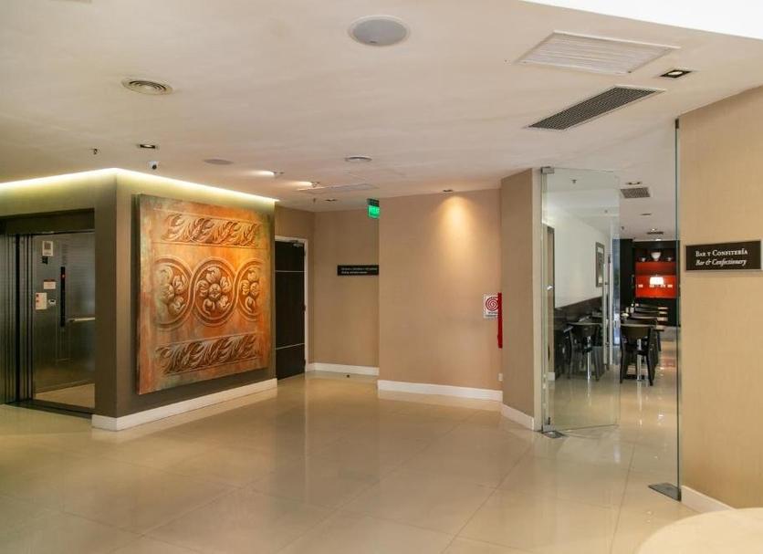Hall Foto