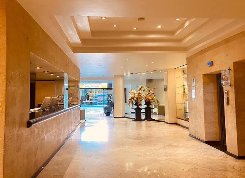 Hall Foto