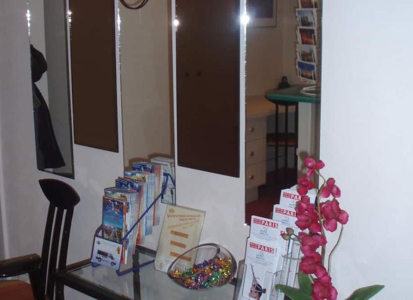 Comodidade do quarto Foto