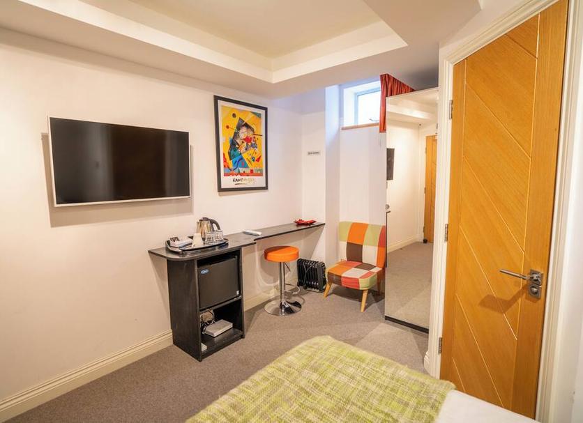 Comodidade do quarto Foto