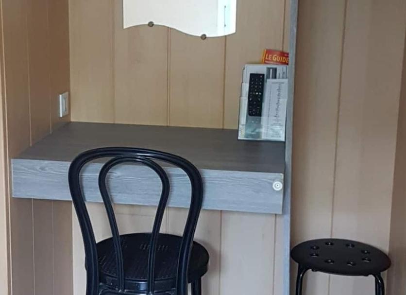 Comodidade do quarto Foto