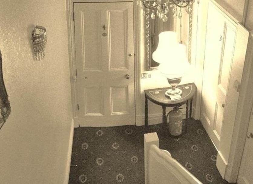 Comodidade do quarto Foto
