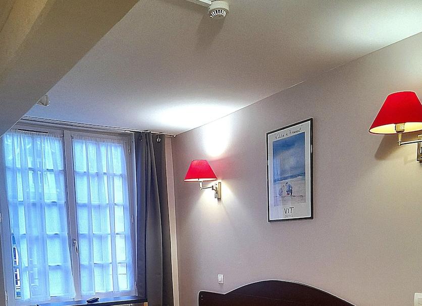 Comodidade do quarto Foto