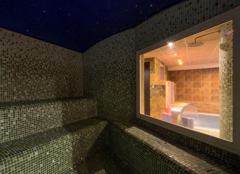SPA Foto