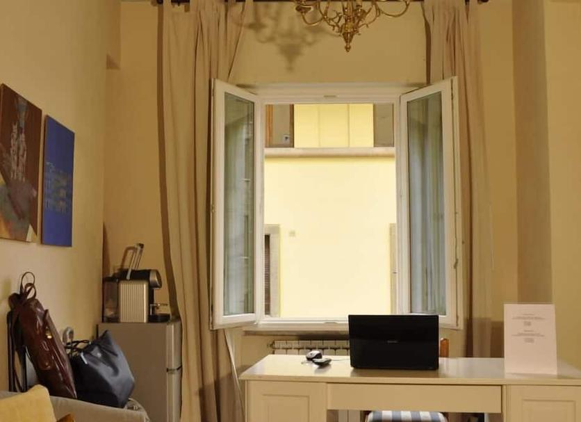 Comodidade do quarto Foto