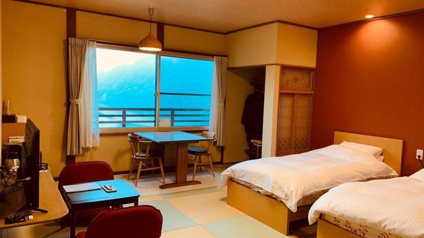 Sarugakyo Onsen Ryokan Higuchi