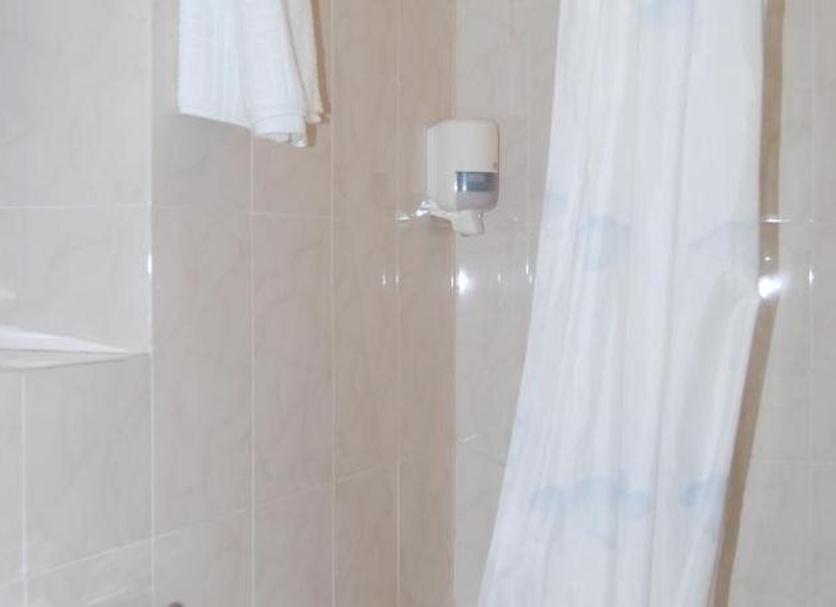 Comodidade do quarto Foto