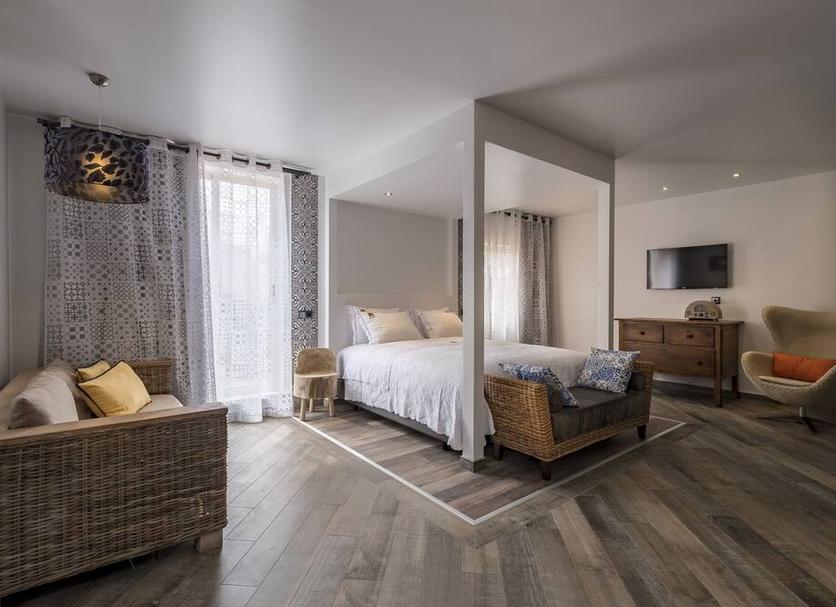 Quarto Foto